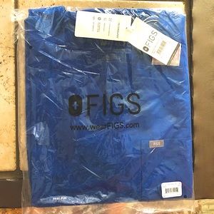 Fig’s Men Chisec Three Pocket Scrub Top L Blue